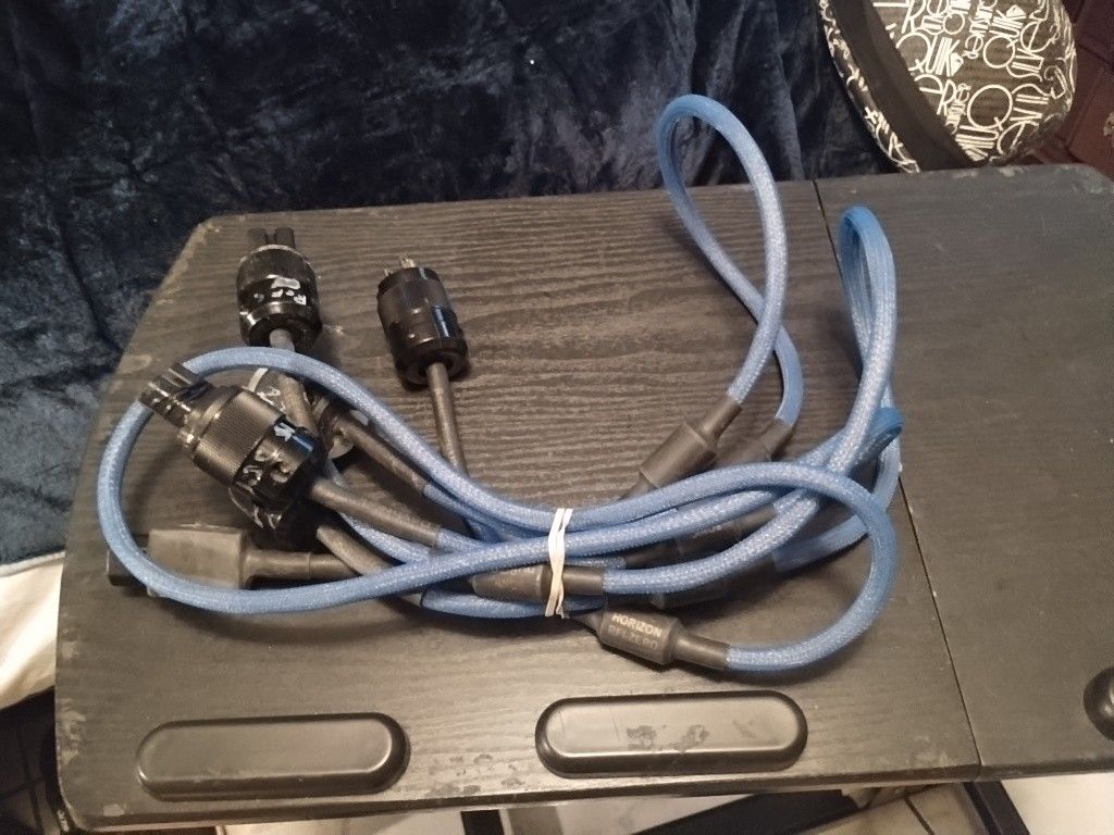 Lot Of 3 / 2 Wattgate 320 Marino 5' &3' / 1 Hubbell HBl5266C 3' Power Cord