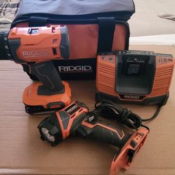 Ridgid R86001 Drill  R8693 Light Kit with Battery Charger & Bag