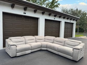 🛋️ Sectional Couch/Sofa - Recliners - Professionally Cleaned - Delivery Available 🚛