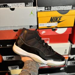 2016 Jordan Space Jam 11s size 10.5 USED But Clean