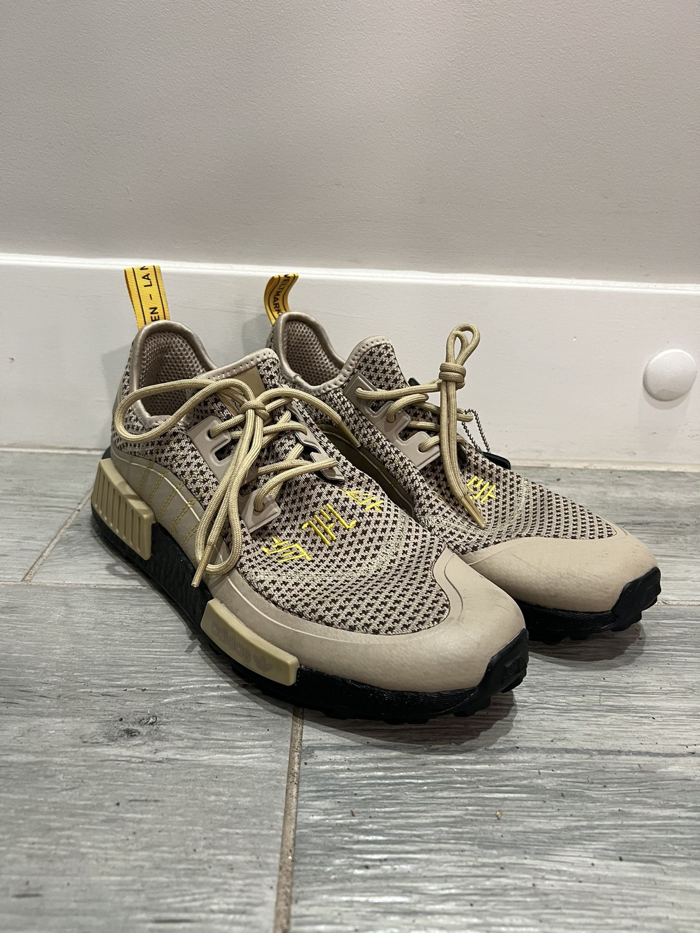 adidas GX1208 NMD_R1 TR MARVEL Guardians Of The Galaxy "Groot" Size 10 NEW & RARE No Box