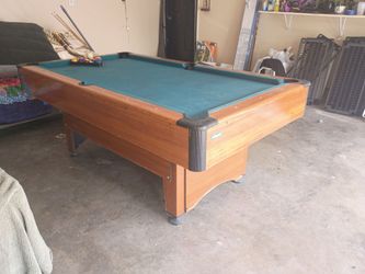 Free pool table