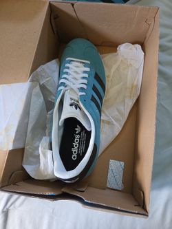 Adidas gazelle size 10