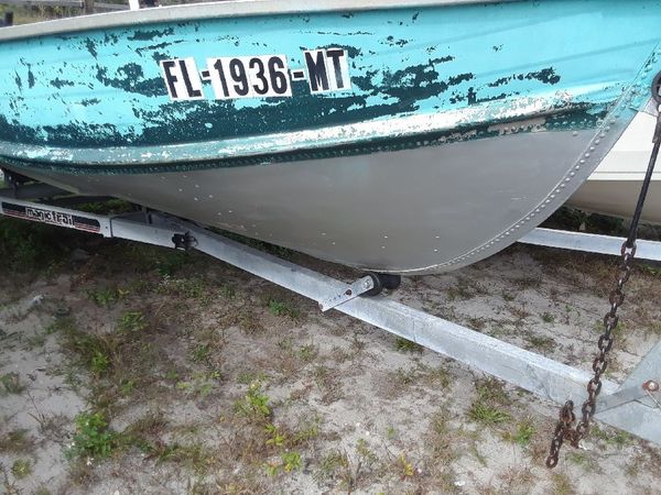 14 foot v haul aluminum boat,15horse elec. Start Suzuki on 