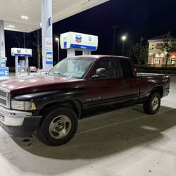 2000 Dodge Ram 1500