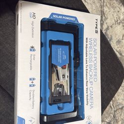 Type S Solar-Powered Wireless Backup Camera with Adjustable Lens 6.8" Touch screen
