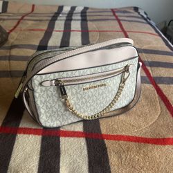 MICHAEL KORS CROSSBODY BAG
