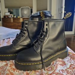 Dr. Martens Jadon Platform Boots NEW