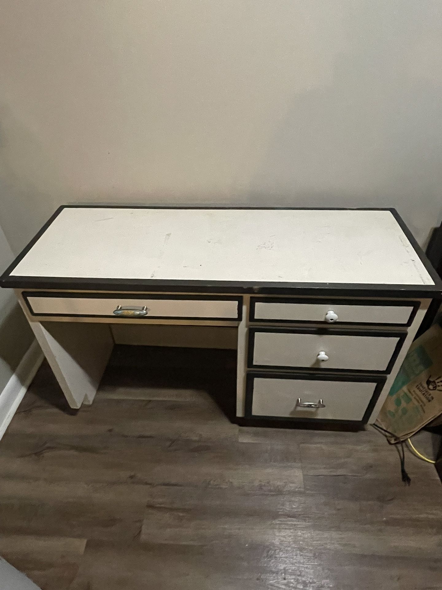 woody desk/vanity