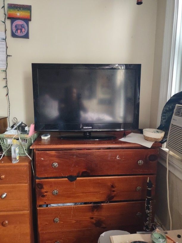 Samsung 32" HDTV