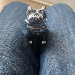 Mac truck bulldog