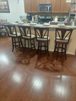 30-INCH BARSTOOLS FOR A BARGAIN  !!!