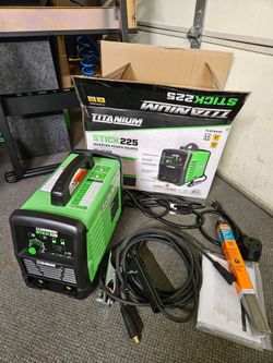 Titanium Stick 225 Welder