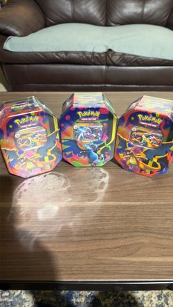 Pokemon: Mega Charizard Tins