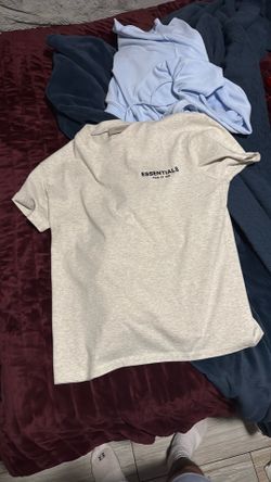 Essentials shirt! Size xs