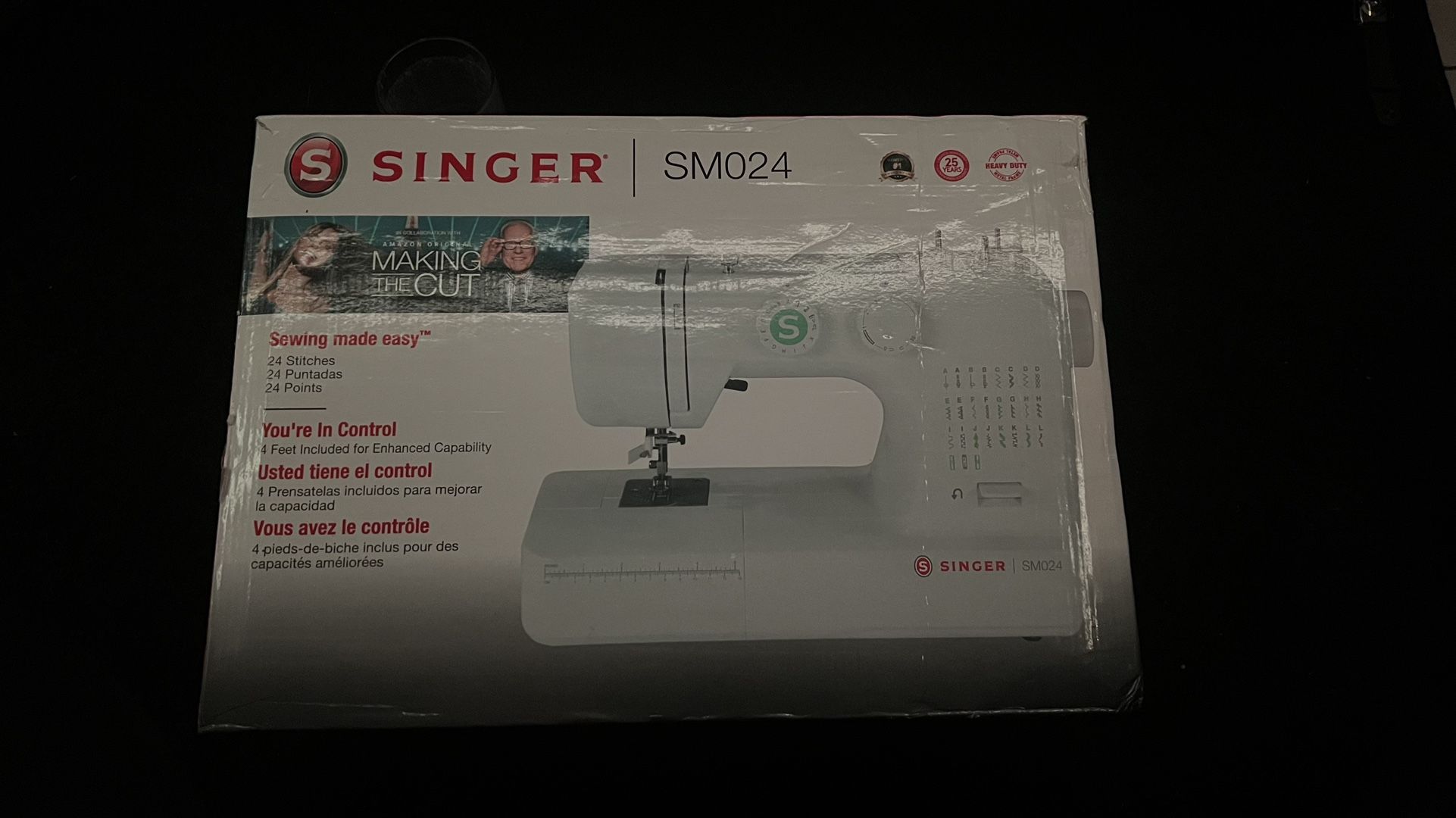 Singer SM024 Sewing Machine Brand New