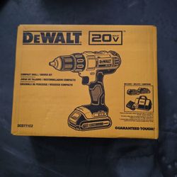 DeWalt DCD777B 20V MAX Brushless Cordless 1/2 in. Drill/Driver