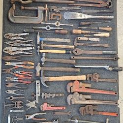 TONS OF ANTIQUE TOOLS!