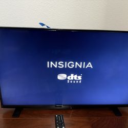 Insignia 39” LED TV - Great Condition