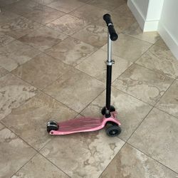 Micro Kick Scooter