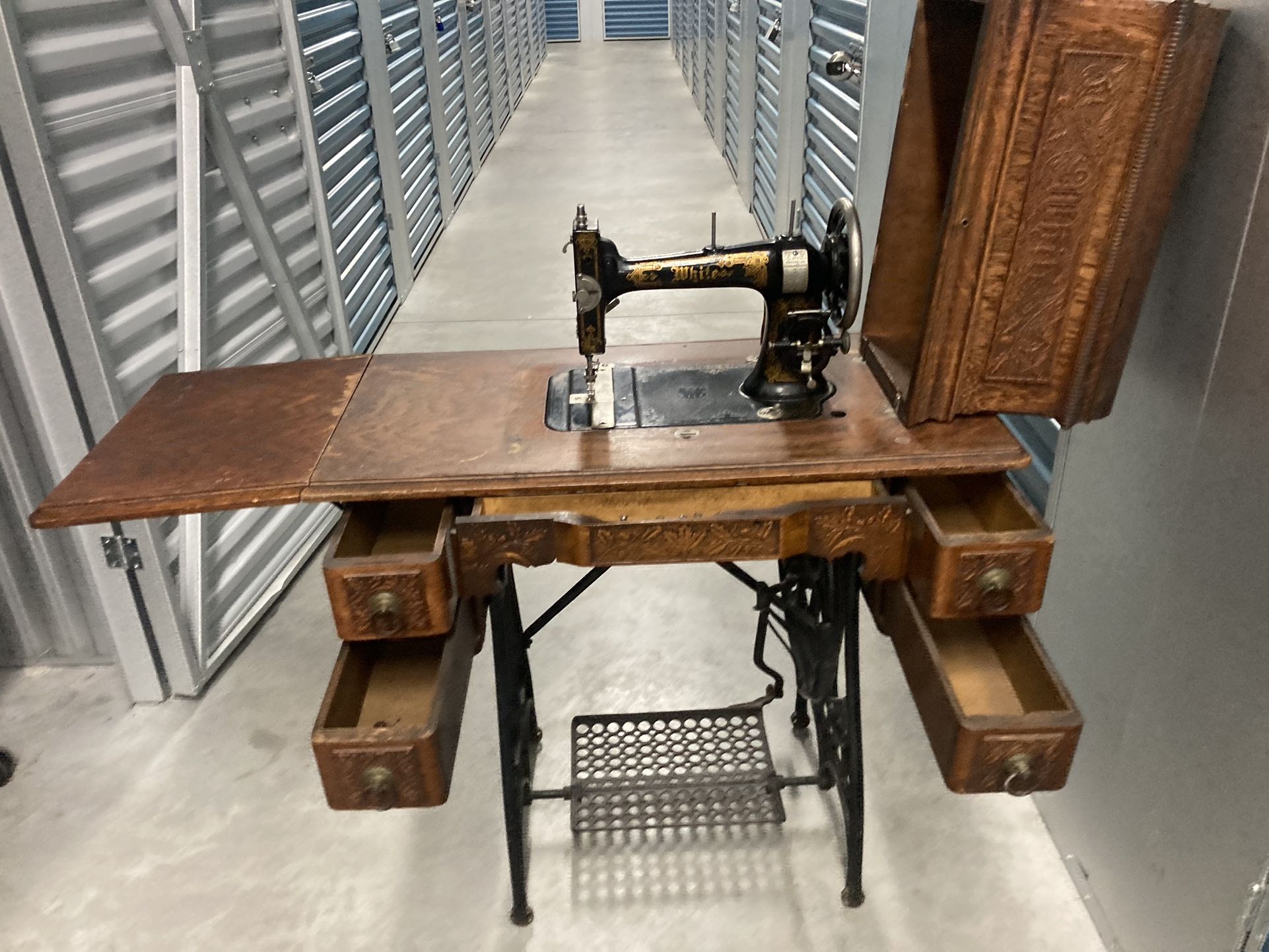 Wrights Sewing Machine Very Cool Works Good