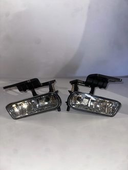 99-02 Chevy Silverado 00-06 Chevy Tahoe/Suburban Fog Lights