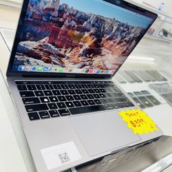 MacBook Pro 2018 8gb Ram 256gb Ssd 