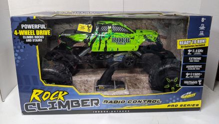 Kid Galaxy Rock Climber 4x4 RC Truck 4wd Climbs Stairs Camera Mount 150ft Range Brand NEW In Box