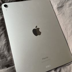 ipad Air 5th gen mint condition 