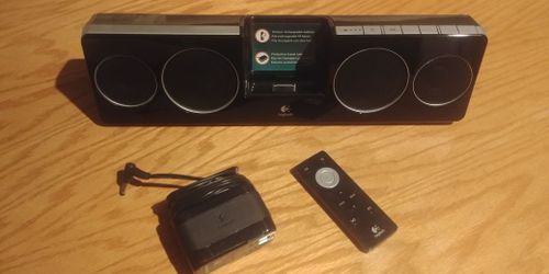 Logitech Pure-Fi Anywhere 2