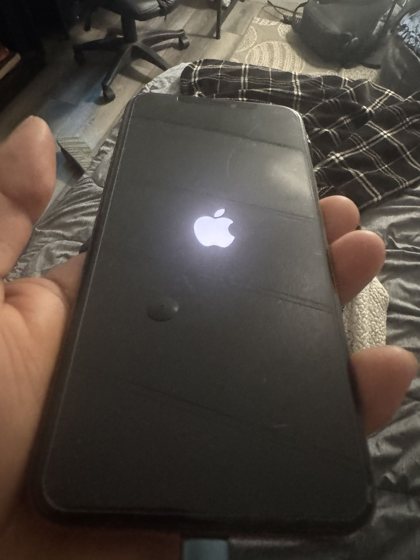11pro Max Damaged