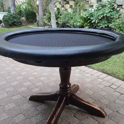 Round Poker Table ( Accepting Cash Offers )