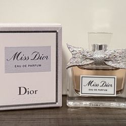 Dior Miss Dior Eau de Parfum EDP MINI Splash Dabber .17oz, 5ml New in Box