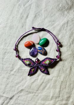 Mariposa De Macramé Con Cristal Checo 