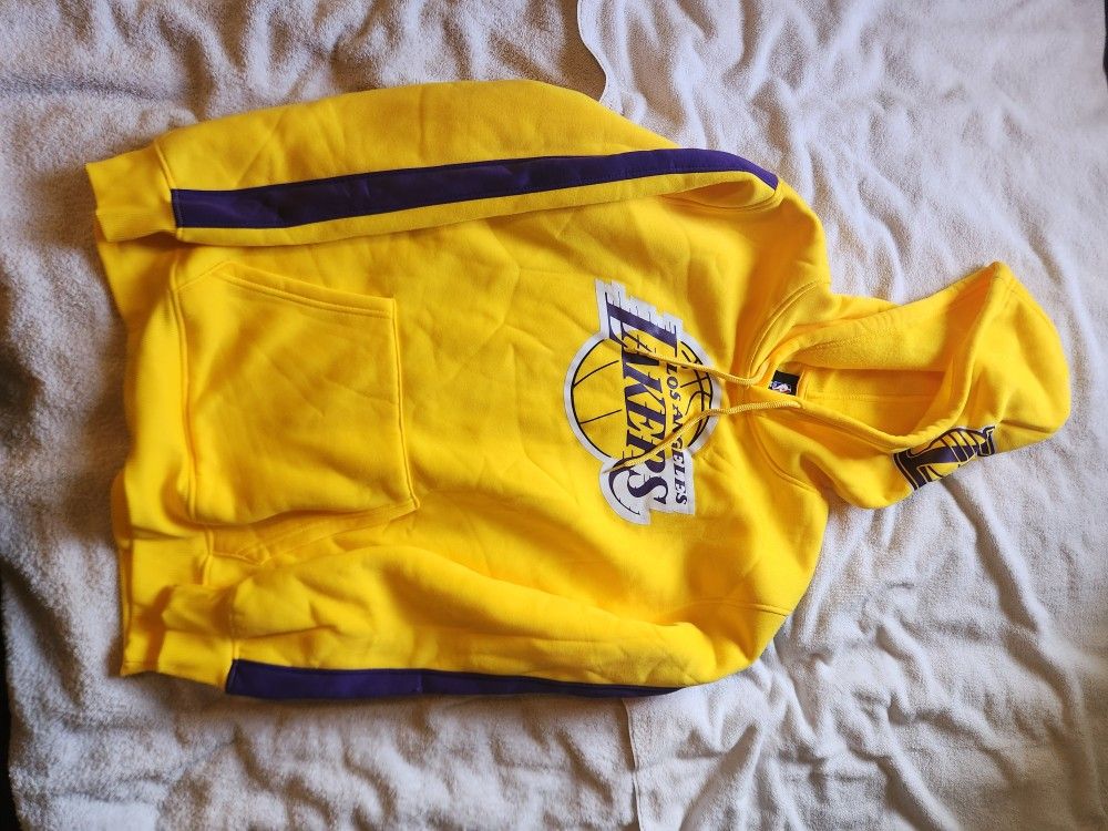 Lakers Medium Hoodie With NBA Tag