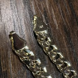 Bracelet