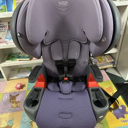 New Britax  Grow with You Click Tight Car seat/Booster