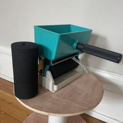 Glue Roller
