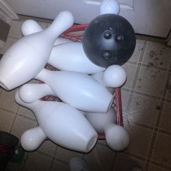 Plastic bowling set
