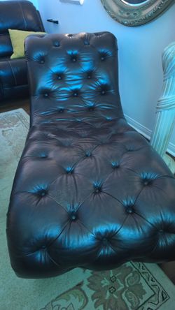 Chaise lounge