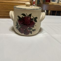 Home And Garden Party Apple Pattern Stoneware Bean Pot