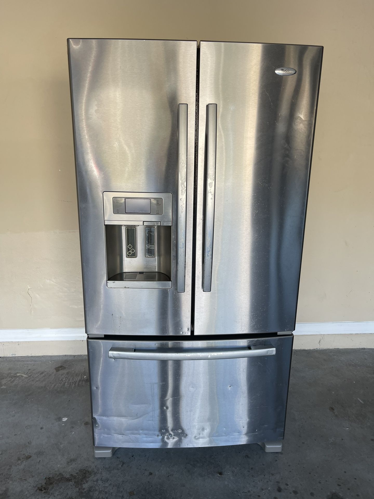 Refrigerator