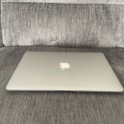 MacBook Air (13-inch, early 2015)