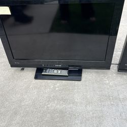 35” Toshiba Flatscreen TV