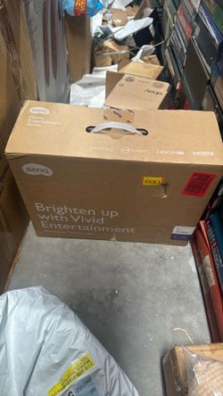 BenQ TK700sti Dlp gaming projector