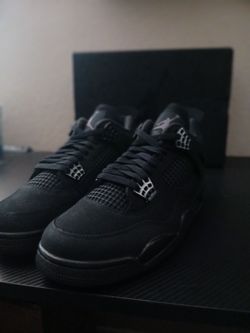 Jordan 4 black cat