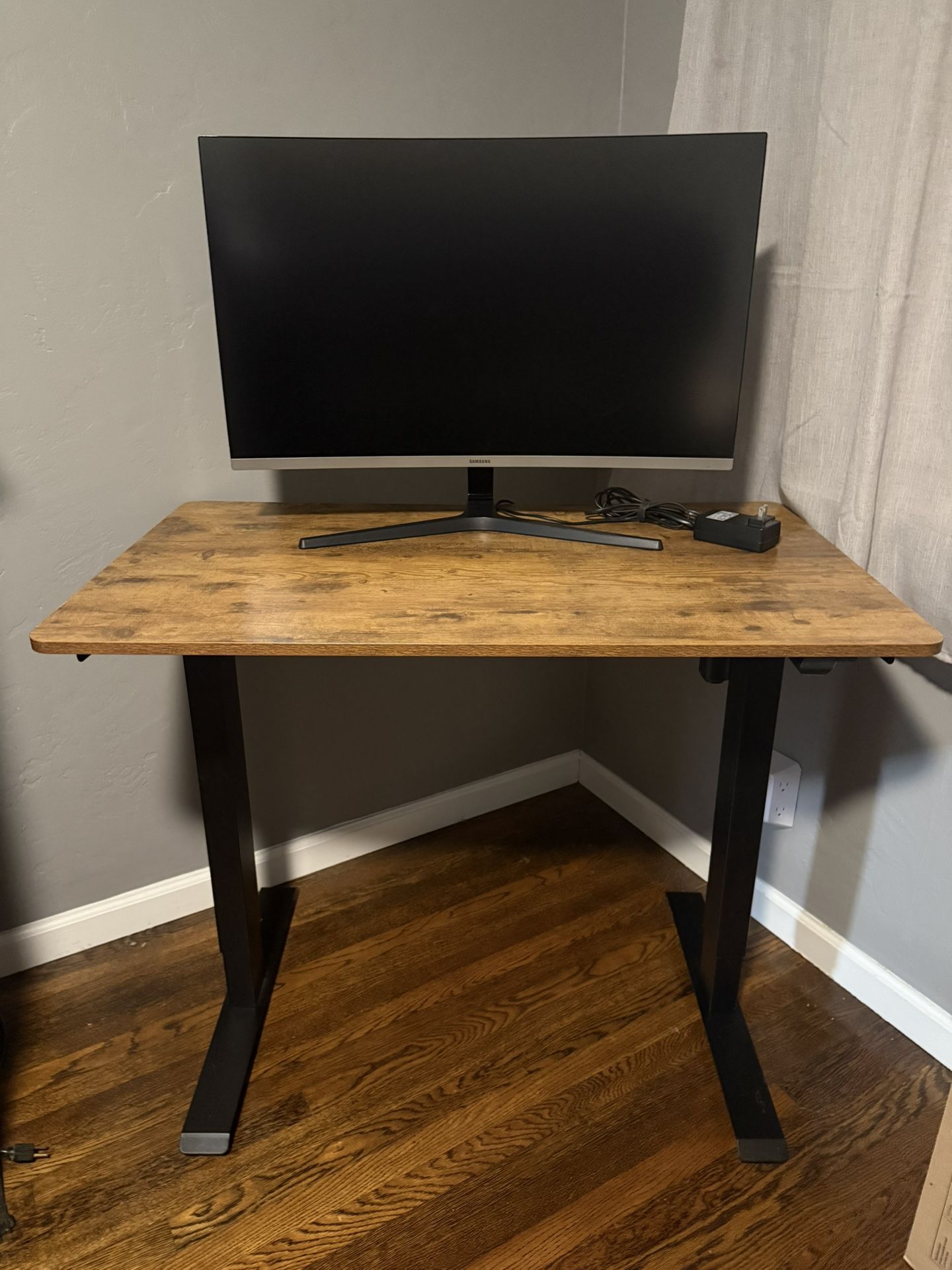 Samsung Curved Monitor