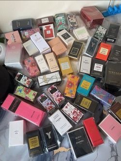 “Perfumes inspired accesibles.”2×100