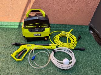 RYOBI 40V 1200 PSI 1.0 GPM Cordless Electric Water Pressure Washer (Tool Only)