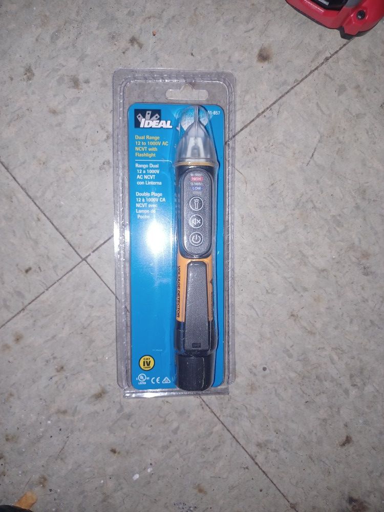 Ideal Dual Range 12 To 1000 Volt AC Ncvt With Flashlight
